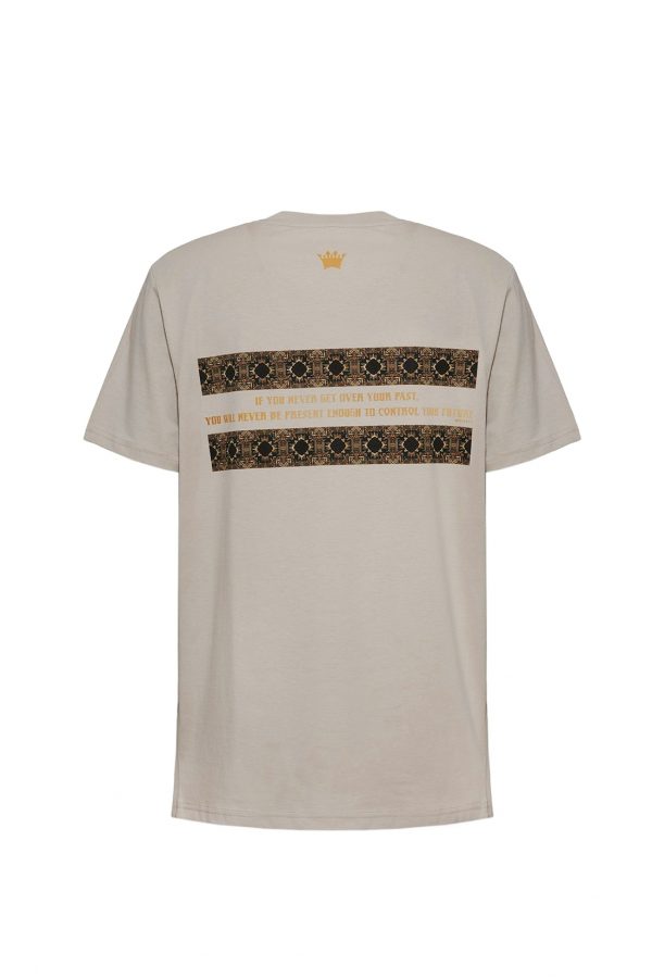 T-Shirt Mansa - Desert Dust / Gold – Image 3
